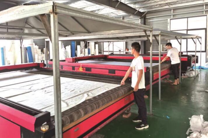 数控激光切布机